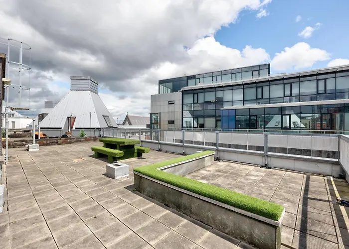 2 Bed With Roof Terrace 10 Min Walk To River Liffey דבלין