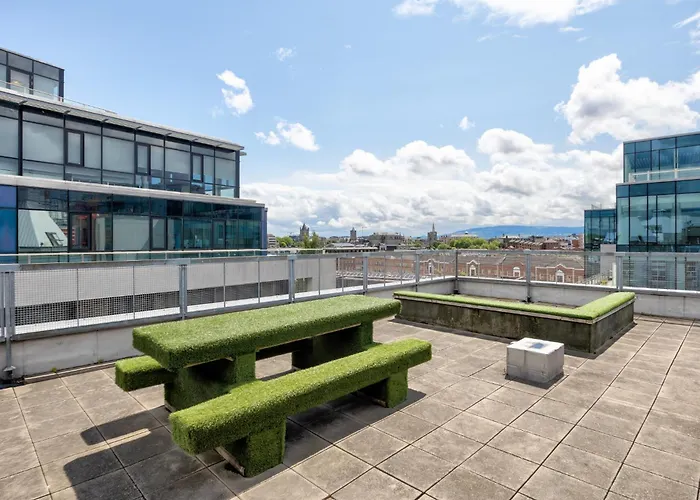 2 Bed With Roof Terrace 10 Min Walk To River Liffey דירה *